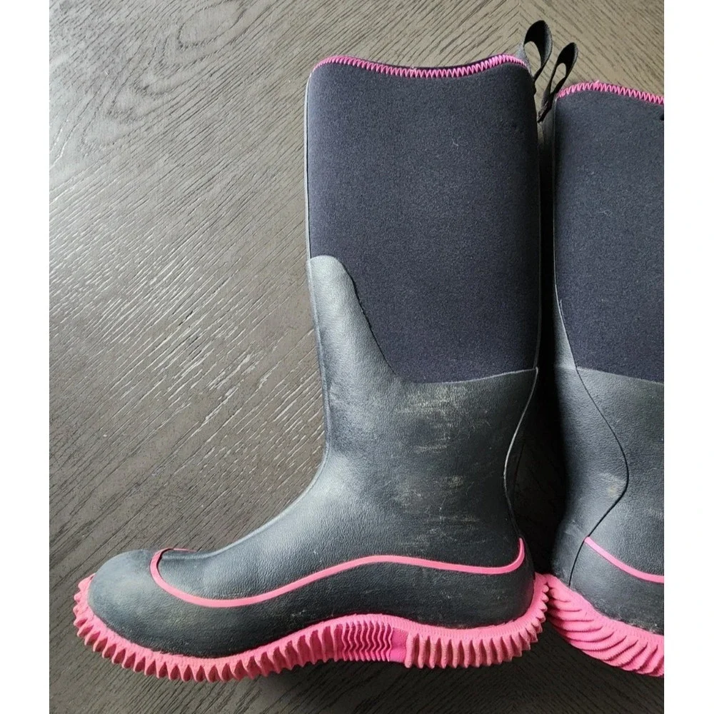 Muck Hale Women's Waterproof Rubber Boots Black & Pink Size 9 • Outdoor Wear